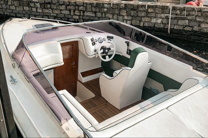 private-boat-tours-1-2hr