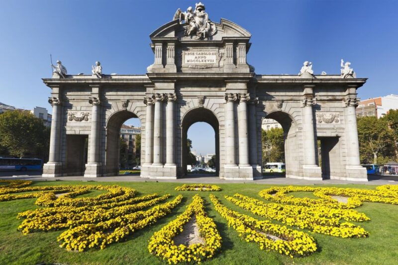 private-city-tour-madrid-with-driver-and-guide