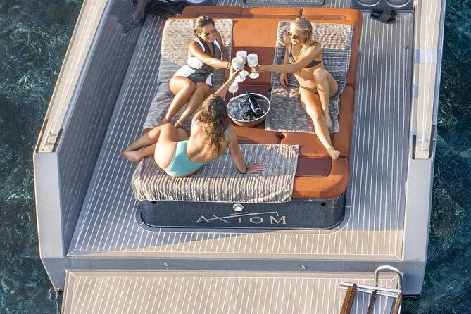 private-cruising-with-axiom-yacht-from-hvar