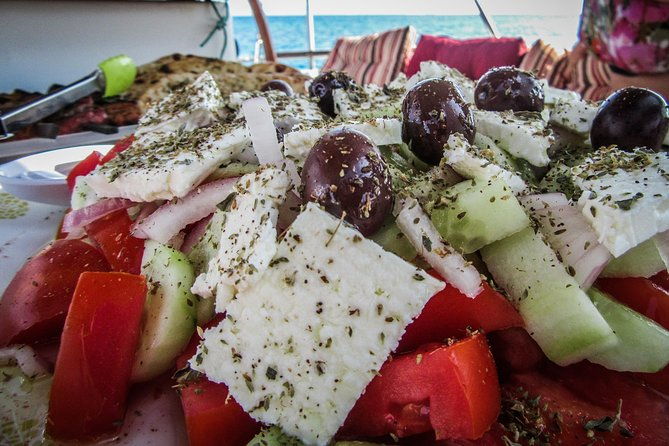 private-day-cruise-with-local-food-and-wines-tasting-menu