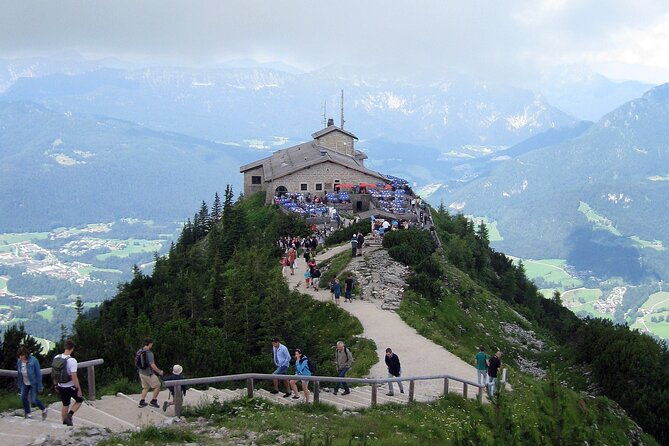 private-day-trip-from-munich-to-eagles-nest-and-salzburg-2