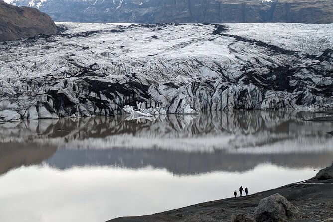 private-glacier-hike-in-iceland