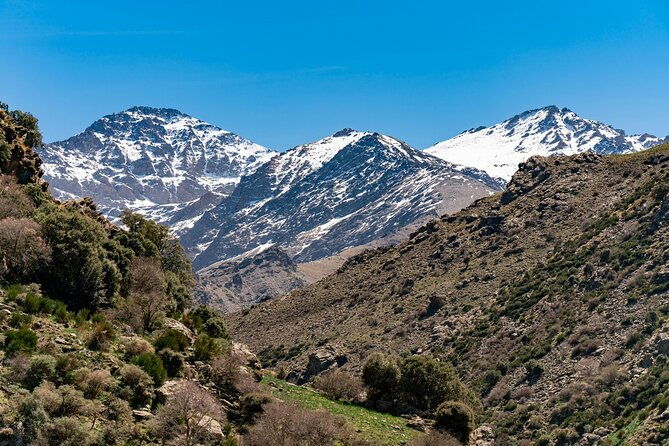 private-granada-tour-in-sierra-nevadas-summits