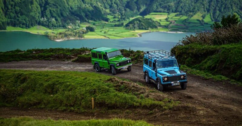 private-half-day-4x4-tour-to-sete-cidades-1-4-people