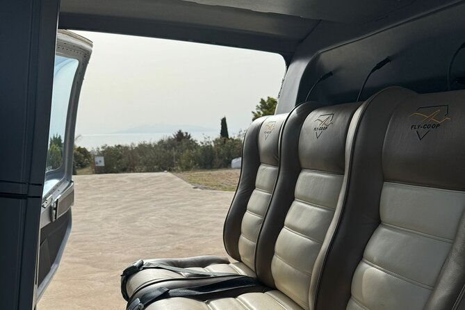 private-helicopter-tour-santorini-30-minutes-up-to-4-passengers