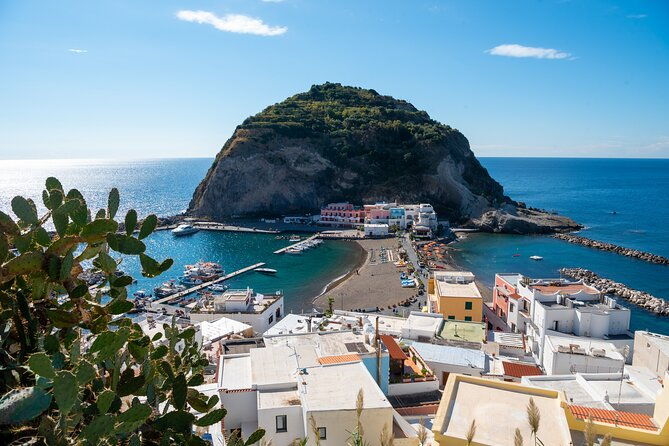 private-ischia-procida-tour-fd-with-a-gozzo-apreamare-35ft