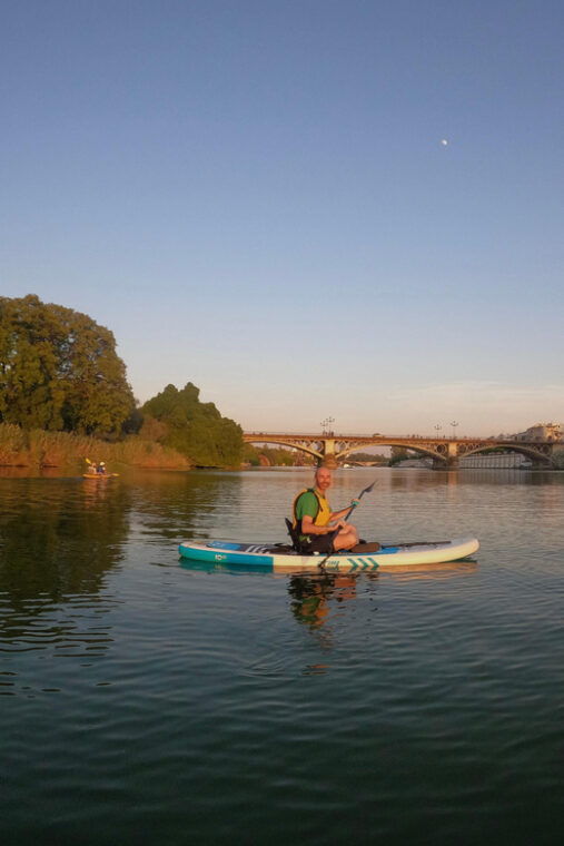 private-kayak-tour-historic-seville-triana-and-cartuja