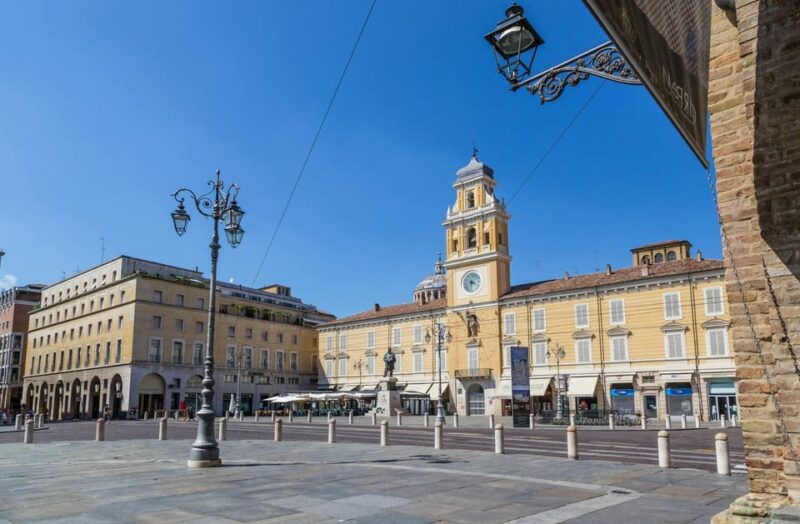 private-parma-top-city-sights-guided-tour