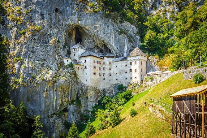 private-postojna-cave-predjama-castle-tour-from-ljubljana
