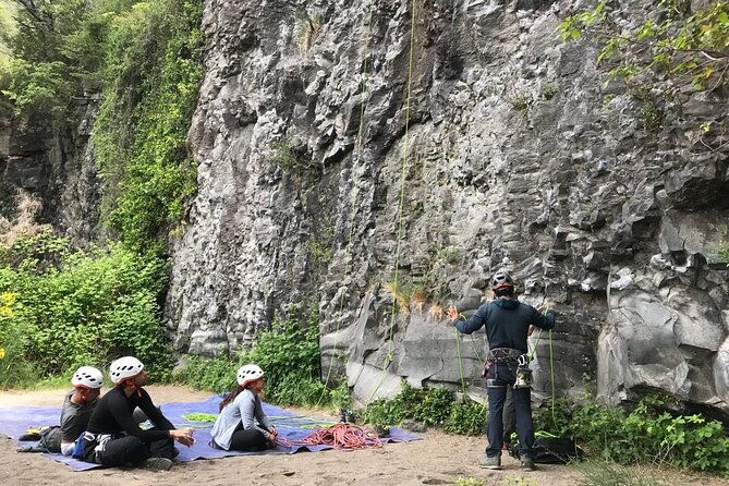 private-rock-climbing-experience-in-northern-patagonia