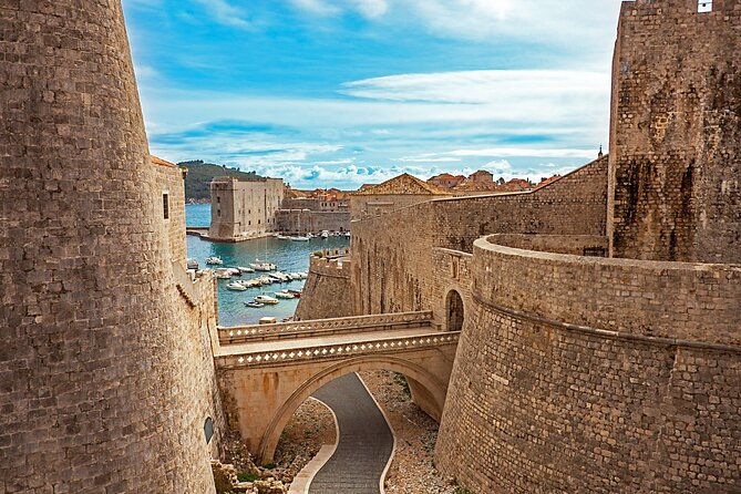 private-tour-from-montenegro-dubrovnik-pearl-of-the-adriatic