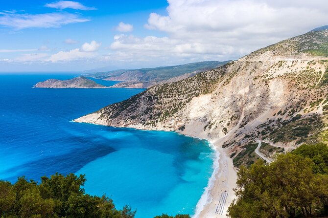 private-tour-in-melissani-cave-and-myrtos-beach-swim-stop
