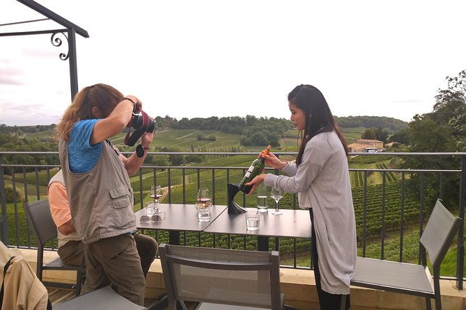 private-tour-in-saint-emilion-medieval-village-and-wine-tasting