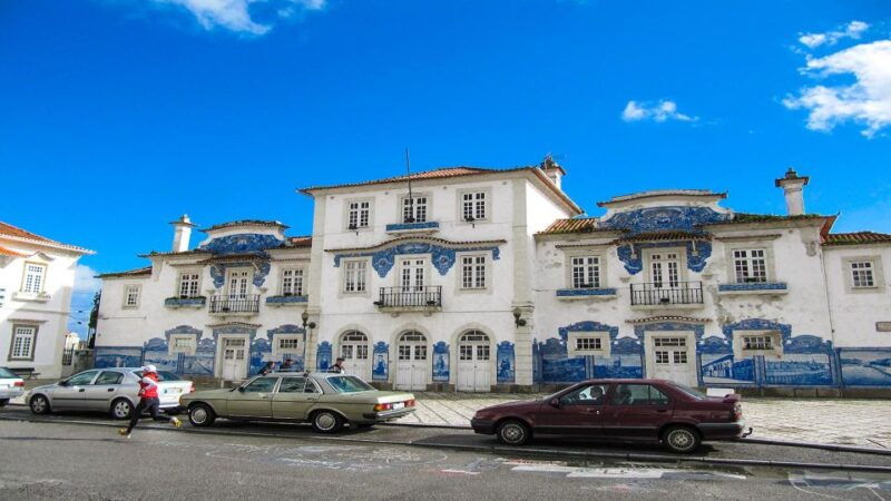 private-tour-to-aveiro-and-costa-nova-unique-striped-houses