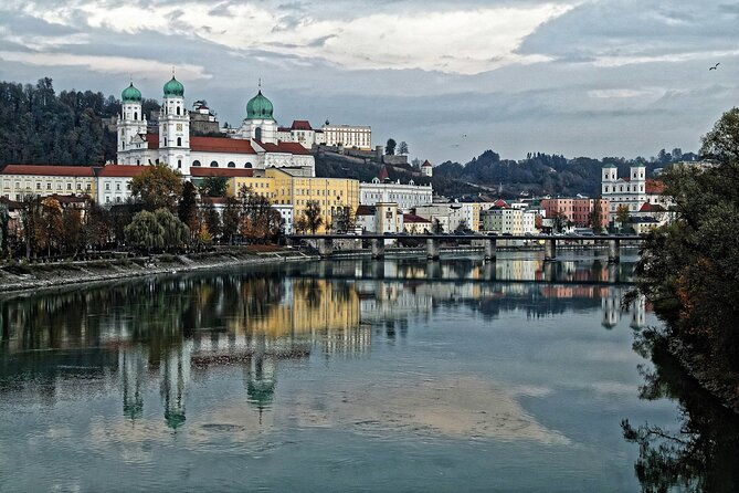 private-transfer-from-munich-to-passau-2-hour-stop-in-dachau