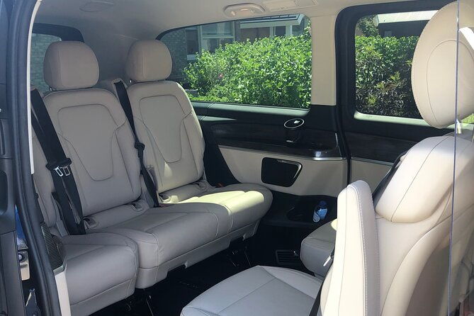 private-transfer-schiphol-ams-to-or-from-rotterdam