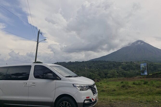 private-transportation-from-liberia-airport-to-reserva-conchal