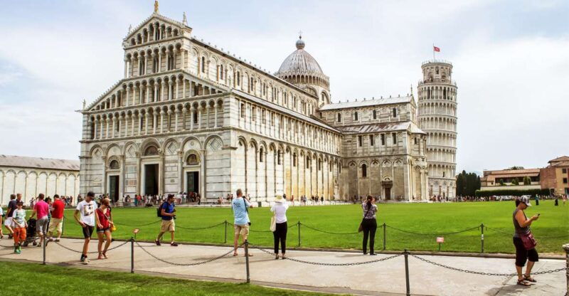 reserved-entrance-to-leaning-tower-of-pisa-cathedral