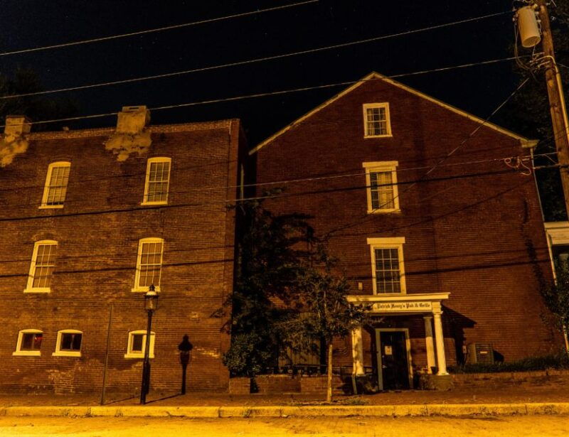 richmond-ghosts-boos-and-booze-haunted-pub-crawl-2