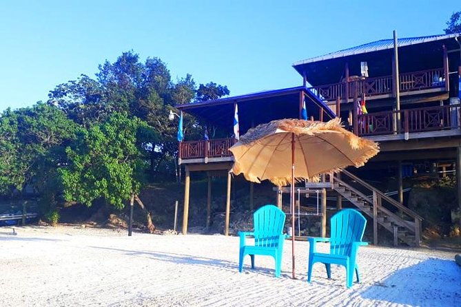 roatan-north-side-mangroves-starfish-shipwreck-snorkeling-transportation
