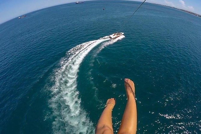 roatan-parasailing-tour