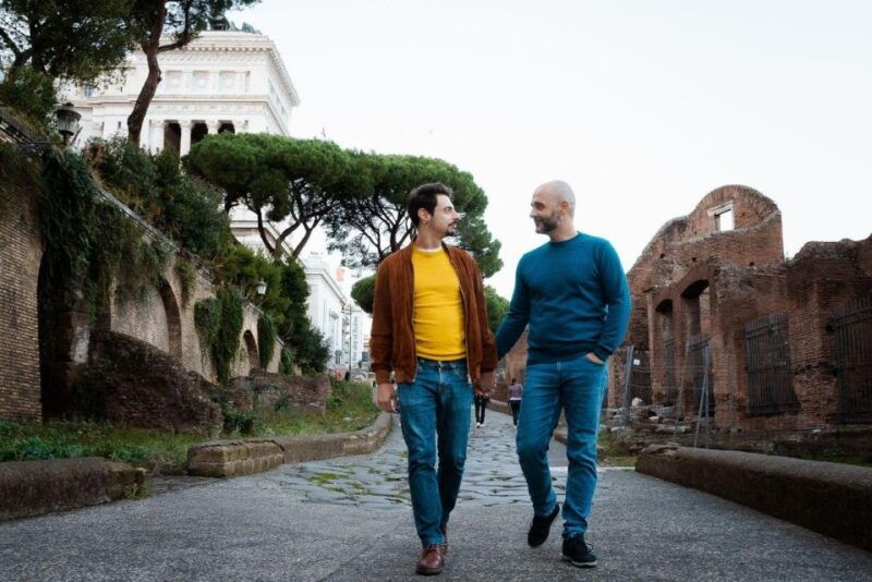 rome-couple-photoshoot-experience-lgbtq-friendly