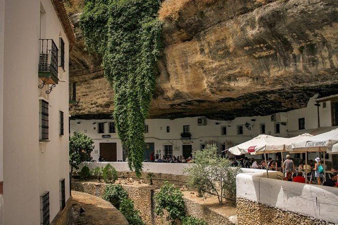 ronda-and-white-village-of-setenil-private-tours-from-granada-up-to-8-persons