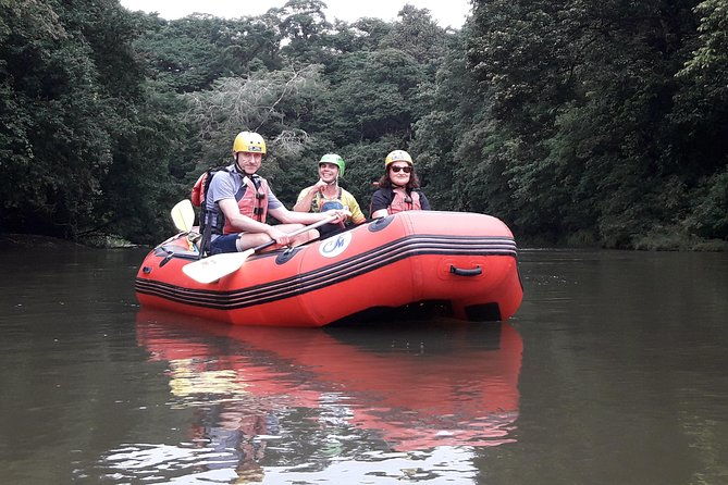 safari-float-in-the-sarapiqui-river
