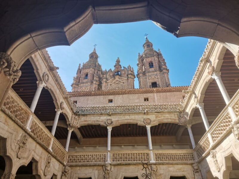 salamanca-guided-sightseeing-tour-by-bicycle