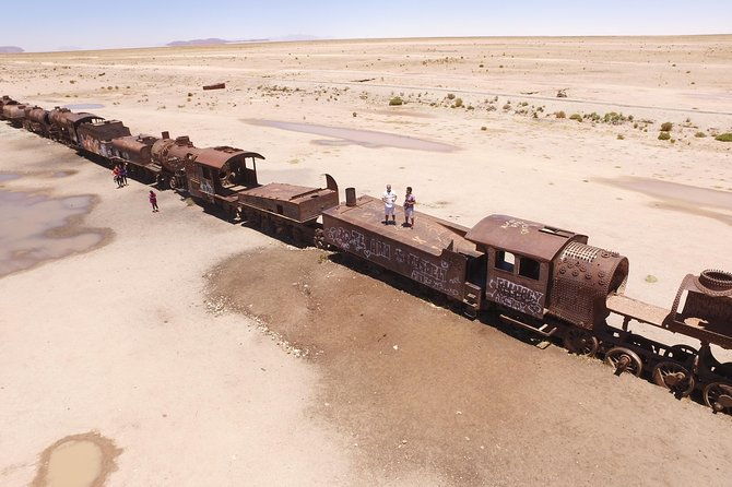 salt-flats-and-colored-lagoons-3d-2n-tour-transfer-to-san-pedro-de-atacama