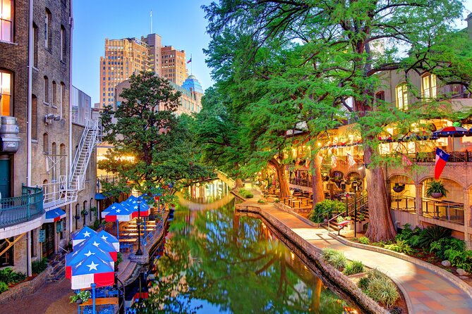san-antonio-private-custom-walking-tour-with-a-guide-private
