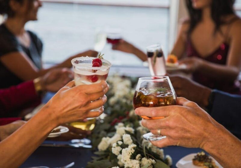 san-diego-buffet-dinner-cruise-with-drinks