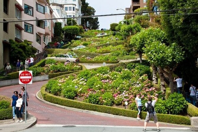 san-francisco-highlights-private-walking-tour-with-a-guide-2