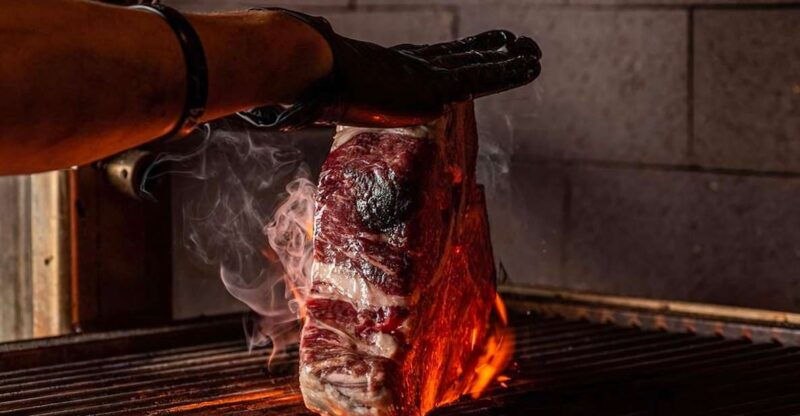 san-gimignano-fiorentina-steak-dinner-in-winery