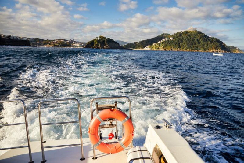 san-sebastian-2-bays-evening-or-sunset-boat-tour-with-cava