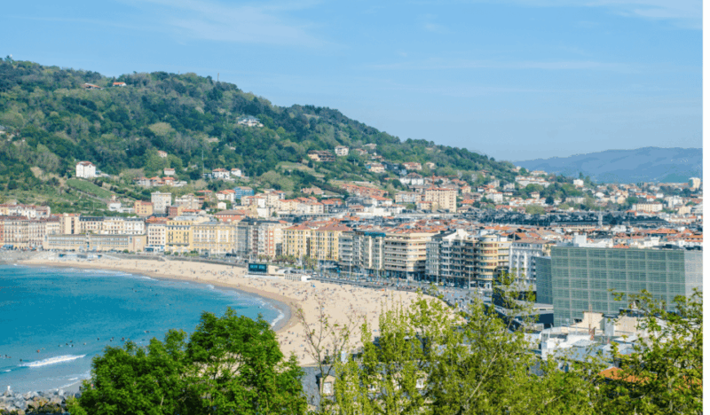 san-sebastian-complete-private-walking-tour-monte-igeldo