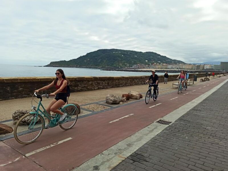san-sebastian-discover-san-sebastian-on-a-bike