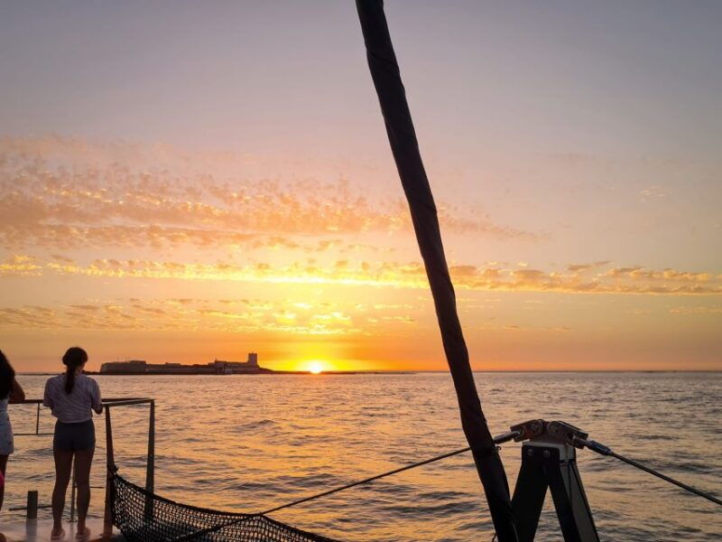 sancti-petri-sunset-catamaran-cruise