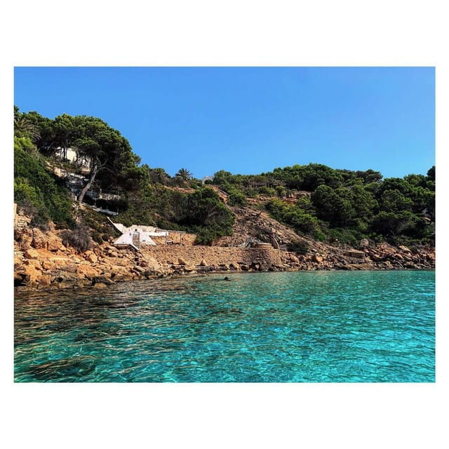 santa-ponsa-private-boat-rental-with-driving-instructions