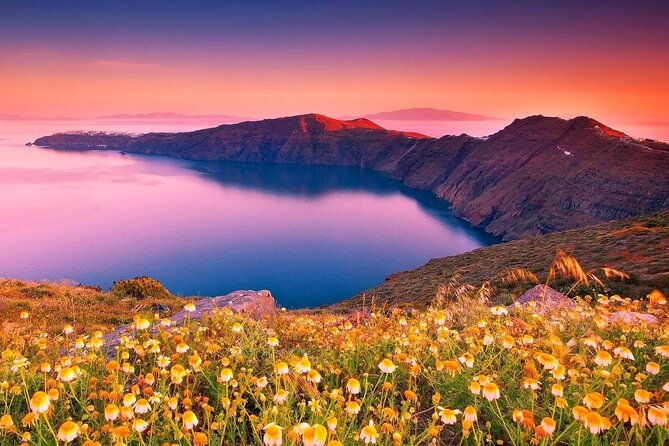 santorini-iconic-highlights-private-tour-with-panoramic-views
