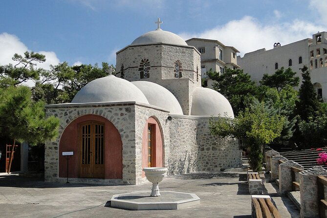santorini-local-hangouts-insiders-5-hour-private-tour