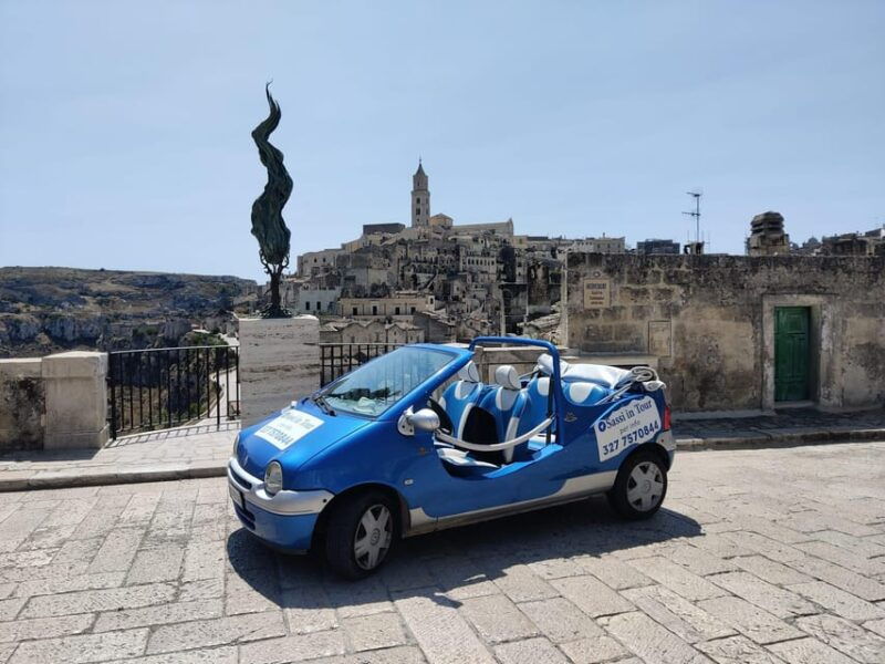 sassi-in-tour-with-twingo-convertible