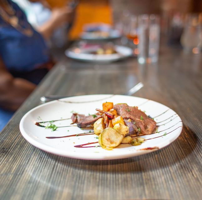 savannah-local-favorites-walking-food-tour