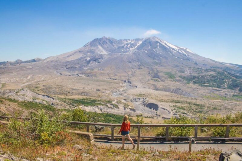 seattle-mt-st-helens-national-monument-small-group-tour