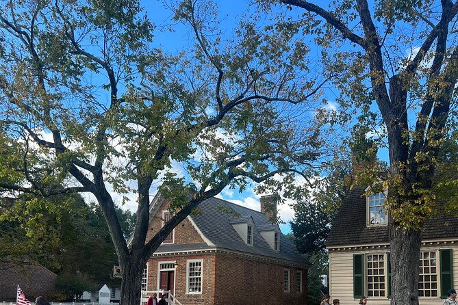 secret-lives-on-colonial-women