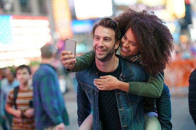 self-guided-syracuse-scavenger-hunt-at-the-center-of-new-york