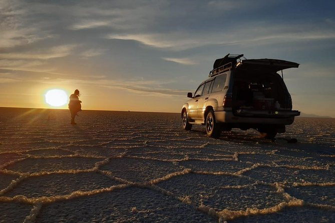 semi-private-3-day-uyuni-salt-flats-and-colored-lagoons-w-private-hotel