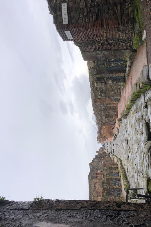 semi-private-tour-of-pompeii