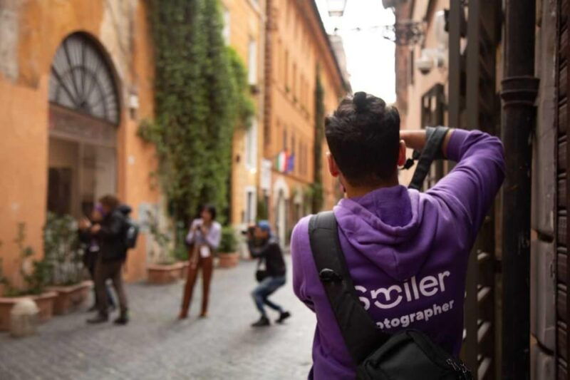 seville-professional-photoshoot-outside-cathedral-giralda