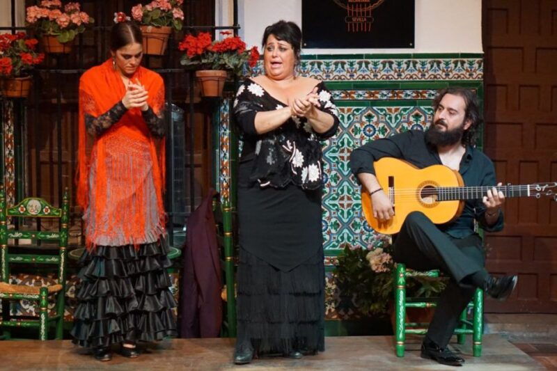 seville-tapas-walking-tour-with-traditional-flamenco-show